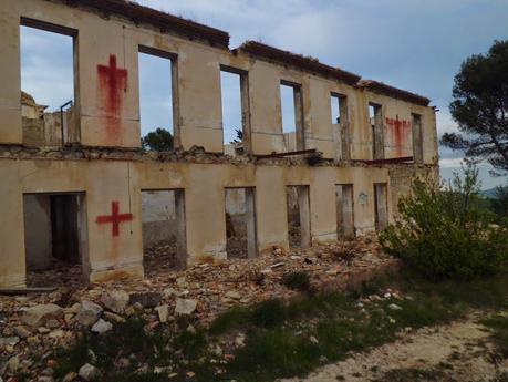Hospitales abandonados: paseos y ruinas