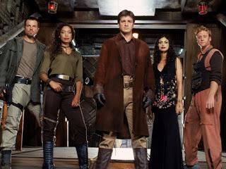 'Firefly', creada por Joss Whedon. Lo bueno, si breve, dos veNO MIRA, NO, YO QUERÍA MÁS