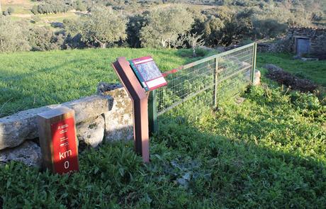 Senda del Duero: Pinilla-Fermoselle Inicio de la Etapa 31 de la Senda del Duero en Pinilla de Fermoselle