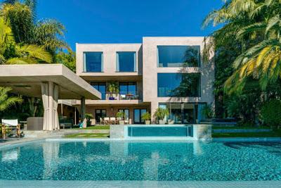 Casa Minimalista en Los Angeles Casa Minimalista en Los Angeles