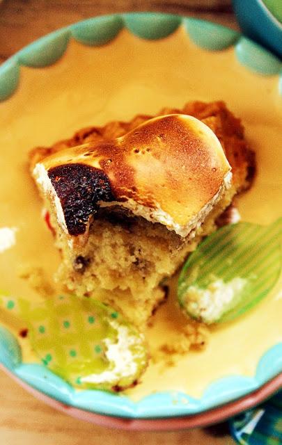 Lemon, blueberry & marshmallows bundt cake Lemon, blueberry & marshmallows bundt cake