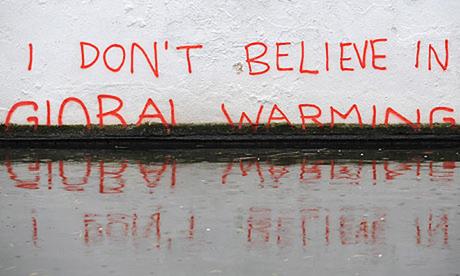 I don’t believe in global warming, solo es que me muero de calor Banksy-global warning