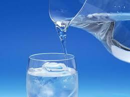 agua42 Falta de agua: Dolor de cabeza o fatiga por deshidratación
