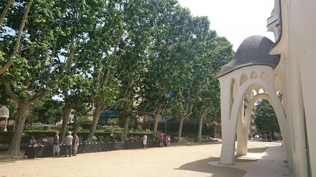 Masia Freixas , exposicion en el parque . Masia Freixas , exposicion en el parque .