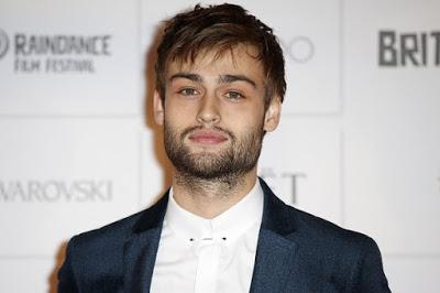 El guaperas, Douglas Booth , cumple 23 años