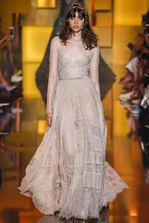 Elie Saab presenta una colección de ensueño con su Couture Elie Saab presenta una colección de ensueño con su Couture