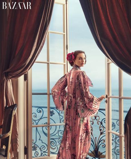 Natalie Portman luce increíble en rosa para Harper's Bazaar