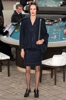 Chanel nos lleva a un Casino para presenta su colección de Alta Costura