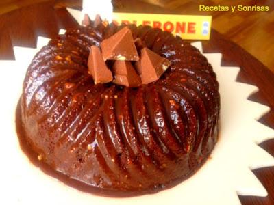 BUNDT DE TOBLERONE BUNDT DE TOBLERONE