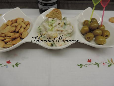 Ensaladilla con surimi, atún, maíz dulce, lechuga. Ensaladilla con surimi, atún, maíz dulce, lechuga.