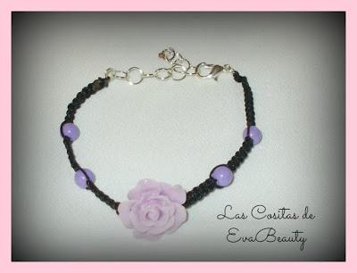 Mis manualidades: Pulseras con abalorios de madera y flores de resina. Mis manualidades: Pulseras con abalorios de madera y flores de resina.