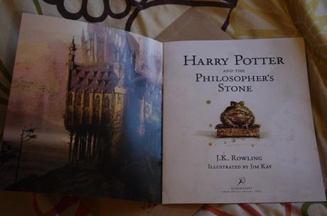 Salamandra publicará en español la edición ilustrada de Harry Potter sorcerers-stone-illustrated-title-page