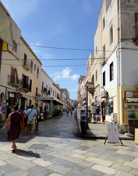 DESTINO: FAVIGNANA