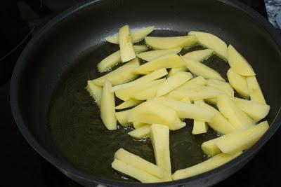Chuletas de cerdo en salsa de pasas Chuletas de cerdo en salsa de pasas