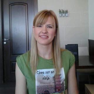 12 Preguntas a Anna Kholod 12 Preguntas a Anna Kholod