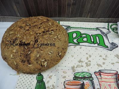 Pan integral de calabacin con semillas de amapola, sésamo, linaza y girasol. Pan integral de calabacin con semillas de amapola, sésamo, linaza y girasol.