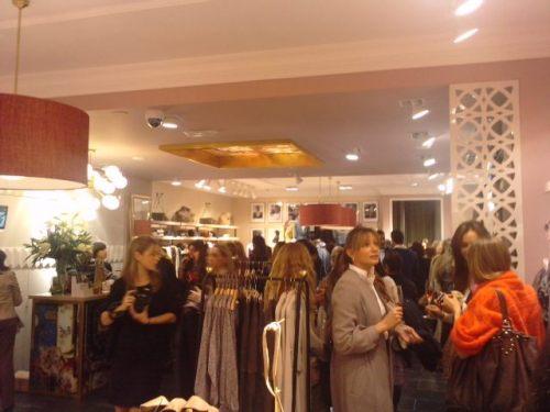 Viewty Y vuelven los jueves