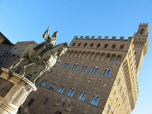 Palacio Vecchio y Cosme de Medicis