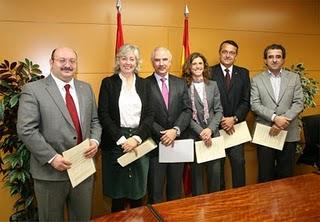 La hiperplasia benigna de próstata (HBP) es una enfermedad crónica que afecta al 50 por ciento de los hombres de más de 50 años La hiperplasia benigna de próstata (HBP) es una enfermedad crónica que afecta al 50 por ciento de los hombres de más de 50 años