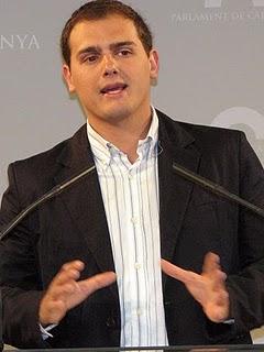 “Apoyaría un tripartito con PSC y PP si sumáramos pero hoy es política ficción” “Apoyaría un tripartito con PSC y PP si sumáramos pero hoy es política ficción”