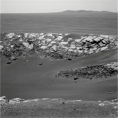 Opportunity visita el Cráter Intrepid Opportunity visita el Cráter Intrepid