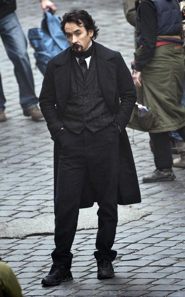 John Cusack Imágenes de John Cusack como Edgar Allan Poe