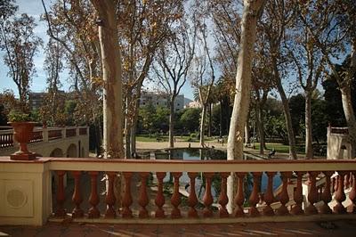 Roses a la tardor: Un día para recordar. Roses a la tardor: Un día para recordar.