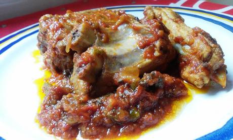 Costillas de Cerdo con Tomate Costillas de Cerdo con Tomate
