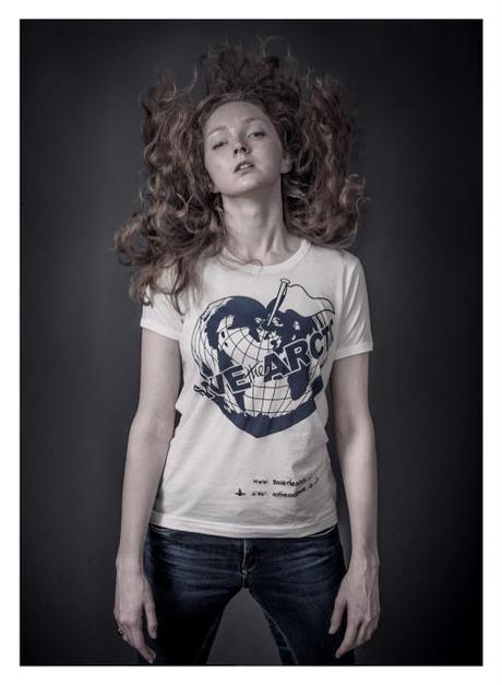 Kate Moss, Sienna Miller, Naomi Campbell y más posasn para las camisetas de Save The Artic