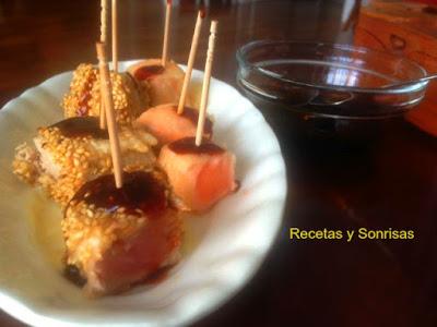 ATÚN Y SALMÓN EN TEMPURA CON MAYONESA AROMATIZADA EN WASABI Y REDUCCIÓN DE SALSA DE SOJA ATÚN Y SALMÓN EN TEMPURA CON MAYONESA AROMATIZADA EN WASABI Y REDUCCIÓN DE SALSA DE SOJA