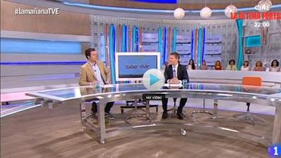 EL MEJOR TRATAMIENTO DE LA HIPERHIDROSIS: IR AL DERMATÓLOGO http://www.rtve.es/alacarta/videos/la-manana/saber-vivir-sudoracion-verano/3205658/