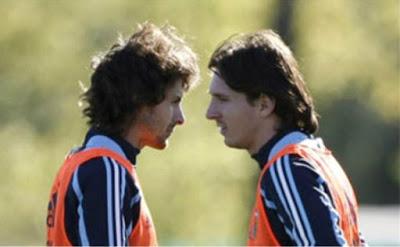 Messi saluda a Pablo Aimar