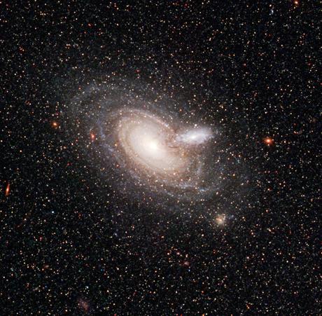Galaxias superpuestas Overlapping Galaxies 2MASX J00482185-2507365