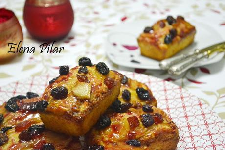 Mini pastelitos de queso crema y pera Mini pastelitos de queso crema y pera