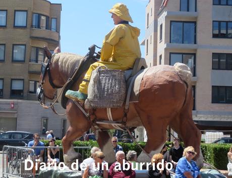 Oostduinkerke: La pesca de camarones a caballo