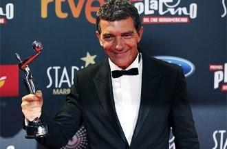 El aplaudido discurso de Antonio Banderas en los Premios Platino