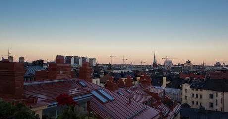 Pequeño ático con amplia terraza interiores espacios pequeños estilo y diseño nórdico escandinavo distribución diáfana Diseño de interiores de lofts y áticos decoración en blanco Decoración de interiores cocinas pequeñas cocinas blancas blog decoracion interiores Pequeño ático con amplia terraza interiores espacios pequeños estilo y diseño nórdico escandinavo distribución diáfana Diseño de interiores de lofts y áticos decoración en blanco Decoración de interiores cocinas pequeñas cocinas blancas blog decoracion interiores