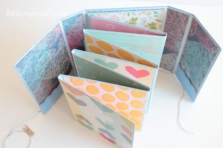 Mini álbum desplegable en zig-zag /Folded mini album Mini álbum desplegable en zig-zag /Folded mini album