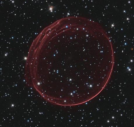 Una Burbuja en el espacio Burbuja_espacio