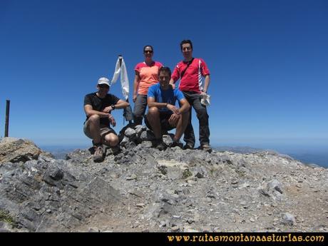 De Monte por Lena y León: Peña Ubiña (Techo del Concejo de Lena)