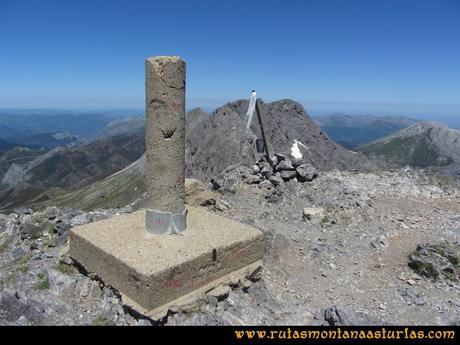 Cima de Peña Ubiña