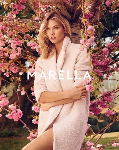 Karlie Kloss posa con su belleza natural para la campaña de otoño de Marella