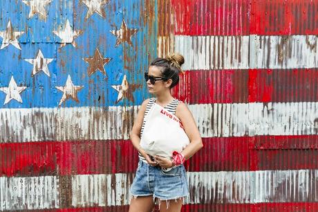 Brooklyn_Tour-NYC-Ladies_In_Levis-Life_In_Levis-Denim_Shorts-Womens-Striped_Top-Collage_Vintage-Outfit-51