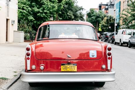 Brooklyn_Tour-NYC-Ladies_In_Levis-Life_In_Levis-Denim_Shorts-Womens-Striped_Top-Collage_Vintage-Outfit-16