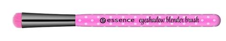 Essence Make Me Pretty Essence Make Me Pretty
