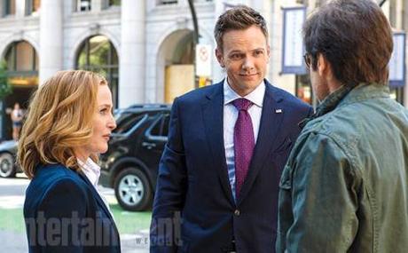 Nuevo teaser de #TheXFiles, y regreso de #LosPistolerosSolitarios. Estreno, enero de 2016