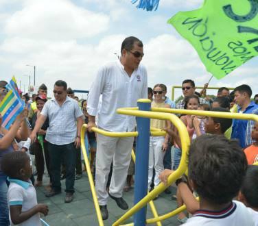 Rafael Correa inauguró dos tramos en proyecto Guayaquil ecológico