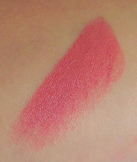 Labiales 3D Ultra Color de AVON: Volumen, color y comodidad (Haul, Swatches y Review)