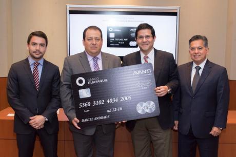 Banco Guayaquil lanza la tarjeta MasterCard Debit Black.
