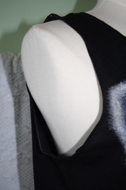 Diy: tuneando una camiseta grande Diy: tuneando una camiseta grande